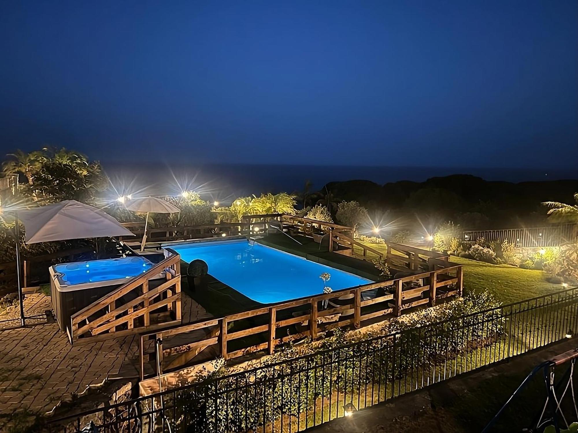 Villa Petra Sappa - Relax & Wellness アチレアーレ エクステリア 写真